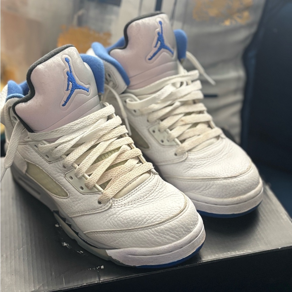 Nike White and Blue Retro Jordan’s
